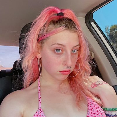 TryMidwife's profile picture. S💕A💕M💕A💕N💕T💕H💕A #ind