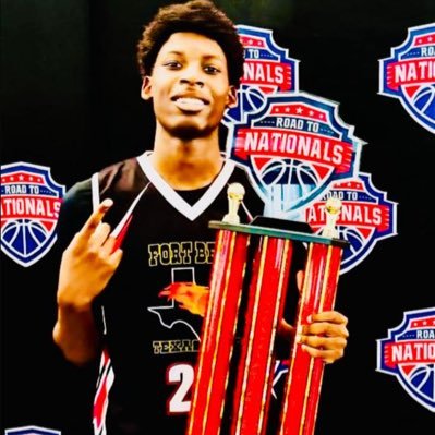 Class of 2027🎓 Fulshear High School🏀 SG/SF | 6’2| 3.6 GPA| #346-582-7385 | @St. John XXlll college preparatory school | Xaviermosesk@gmail.com