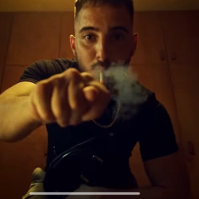 hatundedidoggy's profile picture. caddeye akmaz mıyızzzz