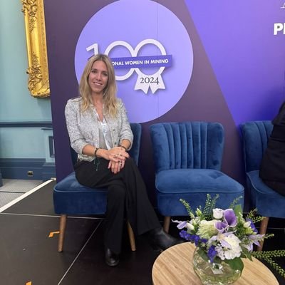 Directora de Comunicación y ESG
Experta en Dirección de Empresas, Marketing y Comunicación.
Asturiana en el alma