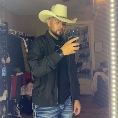 Frankieelorenzo's profile picture. 👻/📷: @frankiee_moe