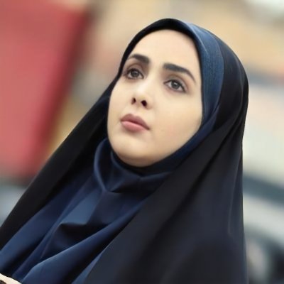 جان فدای امپراطوری اسلامی ایران
شهیدشاخص:سیدمرتضی آوینی❤️
رفیق شهید:زینب کمایی❤️ناهیدکرجو❤️فائزه رحیمی❤️
بعدمرگم بنویسیدبه روی کفنم/من حسینی شده دست امام حسنم💚
