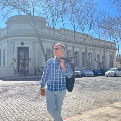 rmejiapty's profile picture. Consultor en Real Estate - Master Trainer Certificado en Neuroventas - Neuromarketing & Estrategias Digitales de Venta. DWD / UPW