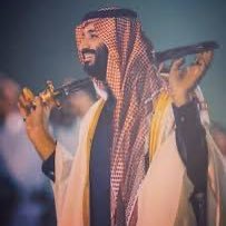 مَـنَّيـتُ نَفْـسِيَ آمـالاً يُـماطِـلُني 💎بها زمـانيَ مـن حـينٍ إلى حينِ