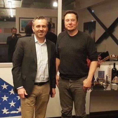 The management of Elon Musk driving innovation and growth across his vast portfolio of companies including Spacex, Tesla, Neuralink, to reach out to fans🚀𝕏