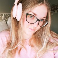 🎀 anna 🎀 🔜 PAX east (@annamt1992) Twitter profile photo
