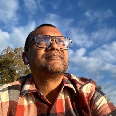 mssobhan's profile picture. ♡ to [code for code in [#python, #mongo, #tornado, #django, #react] ] and run @findertracking | (★gps tracking, ★ ♡ to #draw #comics