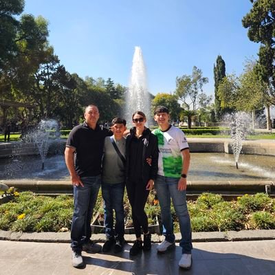 De la pandilla del Cerro de la Silla.
Rayado toda la vida.