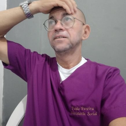 PauloEnfermeiro's profile picture. Especialista em saúde mental no esporte e gerontologia.