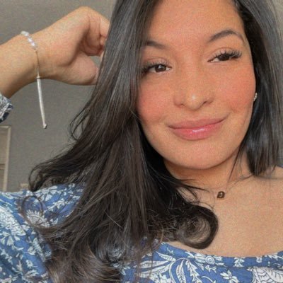 Guatemala 🇬🇹  📍 23🤍 Psalm 138:8🔥 UVG 💚 Industrial designer 👩🏻‍🎨