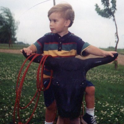 tradeoffmaxi's profile picture. Just curious...