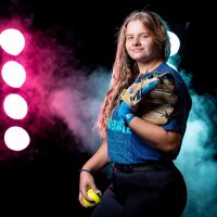Val_Selig (@val_selig) 's Twitter Profile