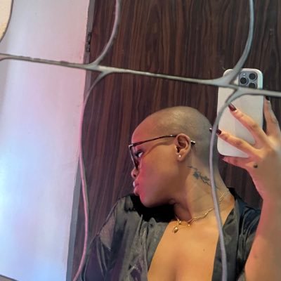 adediwuraa_o's profile picture. 💙💙