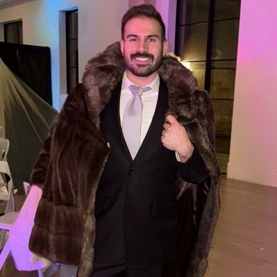 All-in STSLA Investor & Tesla Owner. ⚡️SpaceX. 🚀 Student of Life. 📚Optimistic Futurist. 🔮Tesla News & Content. 🗞️
