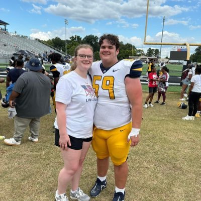 Student assistant @ The Reinhardt University 💙💛🦅R.I.P. Coach Peacock❤🕊️#LLH #LLK