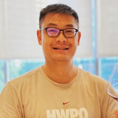 fonsus's profile picture. Really into CrossFit! Someone teach me to handstand walk...