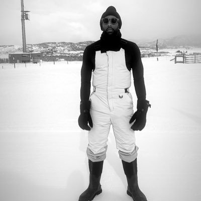 hyphy_zen's profile picture. Music 🏎️👨🏾‍🔬⚔️⤵️⤵️⤵️⤵️