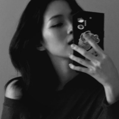 riddnfever's profile picture. Éloignez-vous de moi.