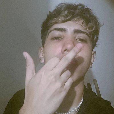 Thuxx16's profile picture. Odio profundo a la ignorancia afincada