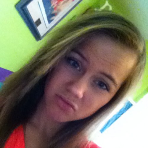 Sami_Childress1's profile picture. Heyy! my names sami... incase you didnt know. and idkk. follow me!(;