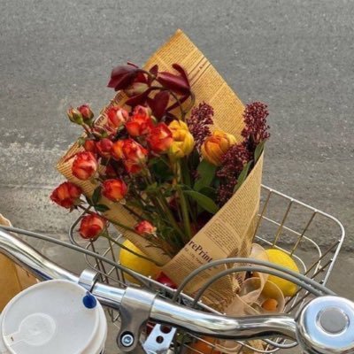 re_tumen's profile picture. 