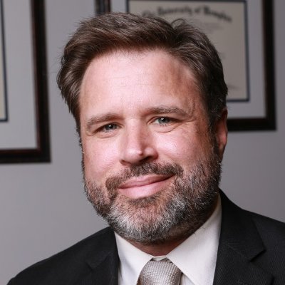 Clinical psychologist, psychotherapist, life transition coach, consultant, and expert witness.