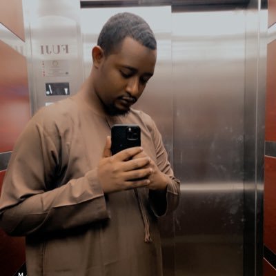 mubarak_st's profile picture. ……......
