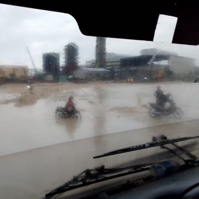 rrendiputra65's profile picture.