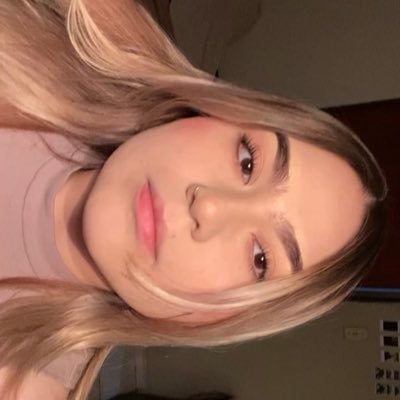 molinah1227's profile picture. ♍︎