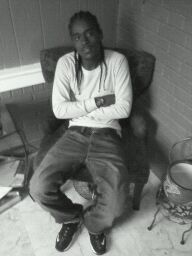 follow me & i'll follow back no niggaz all badd bitchz (real nigga that get it & spend it