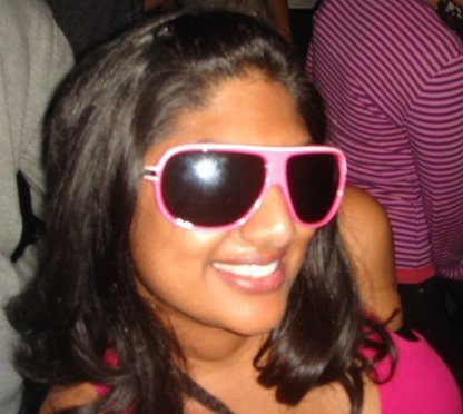 shrzde's profile picture. timeless like a broken watch