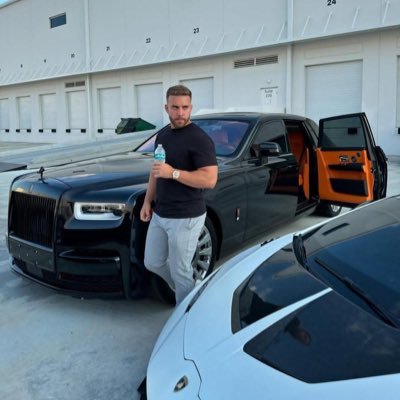 All About Finance and Investments 🤝 I teach you how to earn $1000 a month online