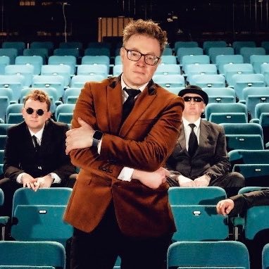 Wedding & Corporate Band https://t.co/fVMAP3n8pH EMAIL| brendanmccahey@gmail.com