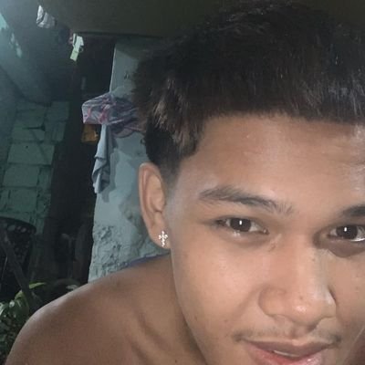 alyasgtan's profile picture. iwaslapuk!!