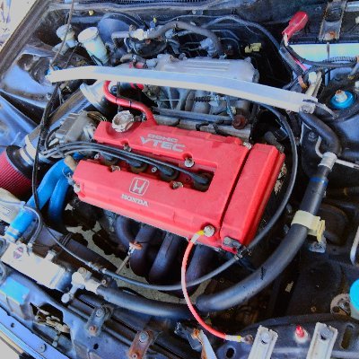 Youtubeをやっている、がーちゃんの家です。
普段は、車の整備や、ジムカーナに行ったりしています。