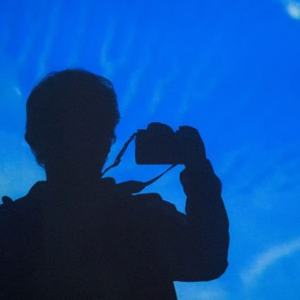HIJIRI03474805's profile picture. 『建造物、水族館、花、イベント撮りたいものは数多く』『ただ、私の世界を写し出す』