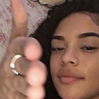 yunji988648's profile picture. 숭계 찔러보면 차단 / line : yunji02m