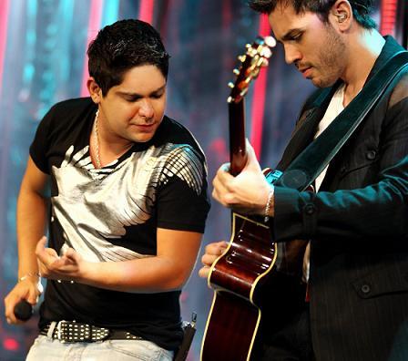 bybeh60's profile picture. “Pra viver eu só preciso de voc , pra ser feliz eu só preciso te merecer. Pra ser melhor tem que acontecer de novo em outra vida!”