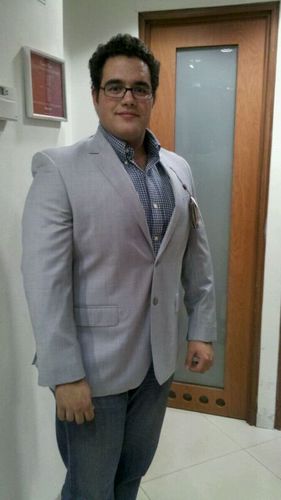 Ingeniero Civil, disfrutando del buen rock'n'roll y de mis grandes amigos. Constuyendo ideas y viviendo mis sueños