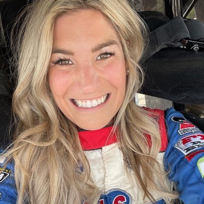 CynthiaGau19756's profile picture. French 🇨🇦 Driver/Athlete for Monster Mutt Dalmatian Monster Jam Truck, ATV & Speedster. I'm an adrenaline junkie Crossfit/ Welder 💥/ ⚠️Dirt Crew🚜