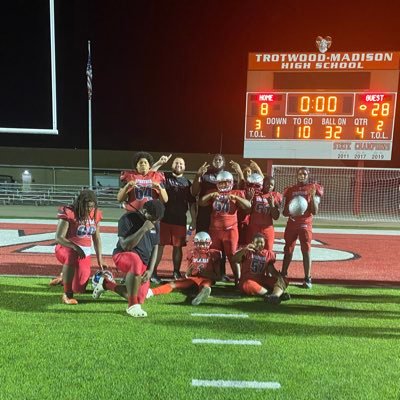 Lima Middle School Offensive Line Coach || Bluffton University Alum