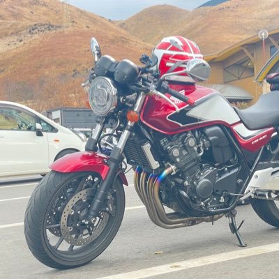 JWMfKeCxwXNNoqu's profile picture. 熊本,05,🚹,CB400SF(19)グロム(24)無言フォロー失礼します