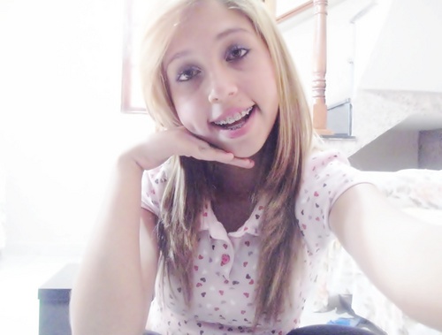 _paolaroberta's profile picture. aGuaarDe a VOLTA vai ser Triiiste !