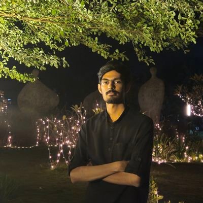 B2005Ashish's profile picture. Chaos 🦋