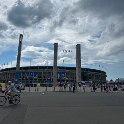 SamMccarthur's profile picture. 