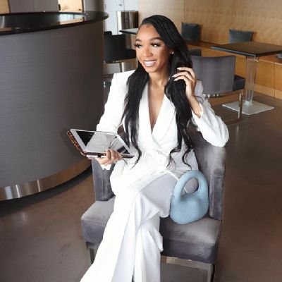Business Entrepreneur Wife
stock Mentee
Acclaimed, Helping Online Investors find financial freedom with multiple streams of
income Only Page !!
