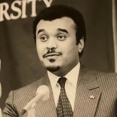 realAliOI's profile picture. اتخذ لك طموحاً عظيماً، ولكن كُن فارساً ضرغاماً لهُ.