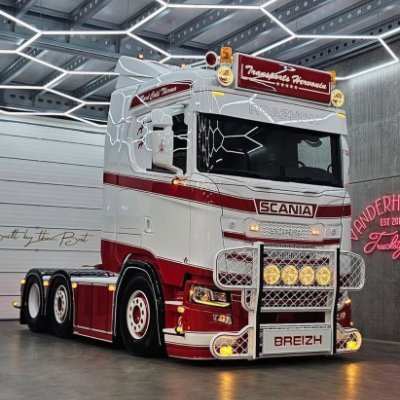 Luzifer671065's profile picture. 