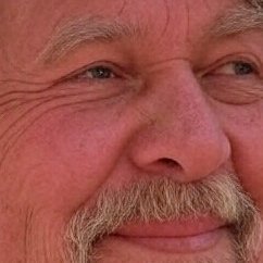 kokkotraktori's profile picture. "Ei ole terveyden merkki olla hyvin sopeutunut syvällisesti sairaaseen yhteiskuntaan"
-Krishnamurti-