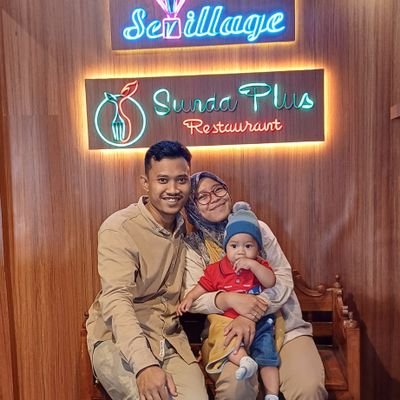 rasikh_ahmad's profile picture. tempat bercanda